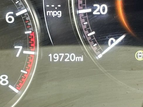 Used 2025 MAZDA CX-50 AWD 2.5 S w/ Premium Package image 16