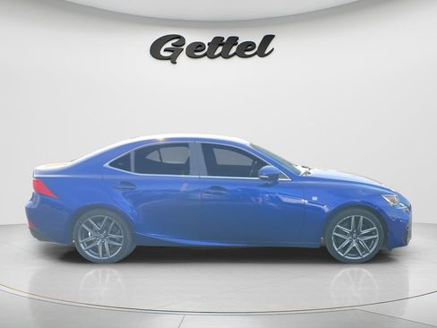 Used 2017 Lexus IS 200t F Sport w/ F Sport Package RWD image 4