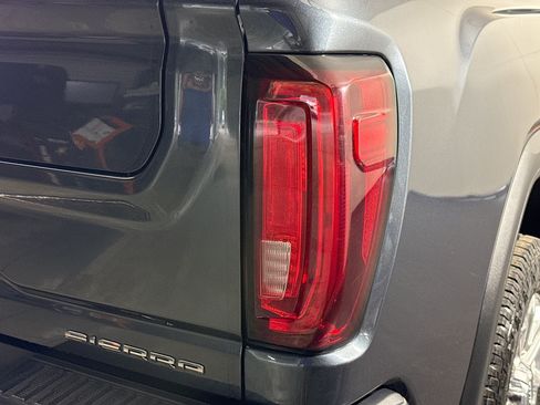 Used 2020 GMC Sierra 2500 Denali w/ Denali Ultimate Package AWD/4WD image 33