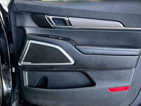 Used 2022 Kia Telluride EX image 24
