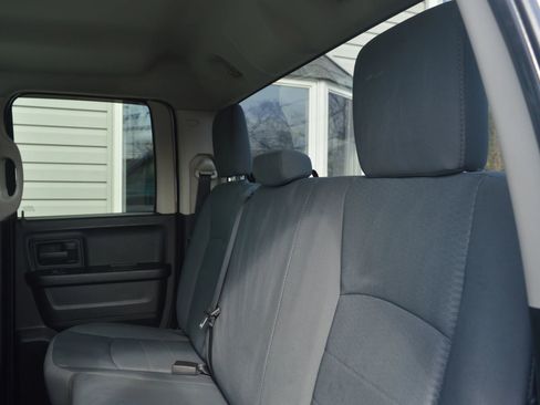 Used 2014 RAM 1500 Express image 15