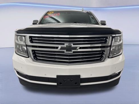 Used 2016 Chevrolet Suburban LTZ image 3