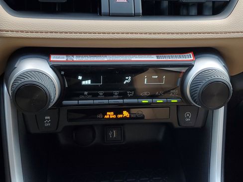 New 2025 Toyota RAV4 LE image 26