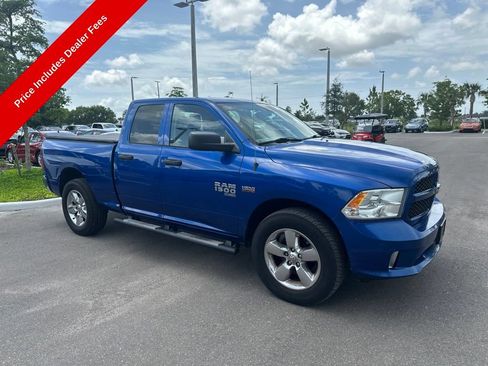 Used 2019 RAM 1500 Express w/ Express Value Package AWD/4WD image 3