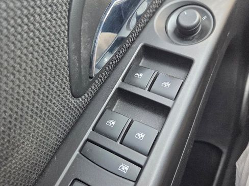 Used 2016 Chevrolet Cruze LT image 21