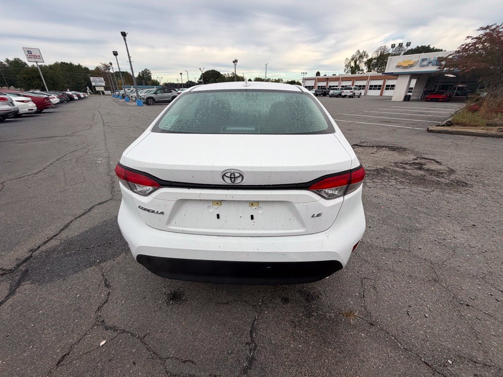 Used 2026 Toyota Corolla LE FWD image 9