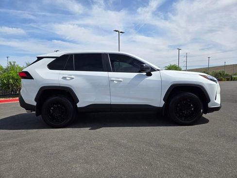 Used 2025 Toyota RAV4 LE image 7