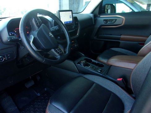 Used 2021 Ford Bronco Sport Outer Banks image 8