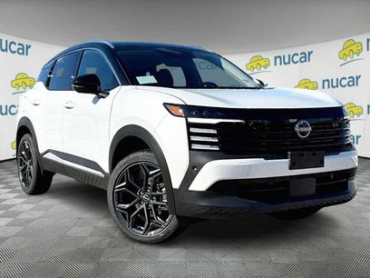 New 2025 Nissan Kicks SR