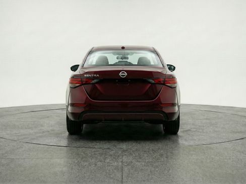 Used 2025 Nissan Sentra SV image 7