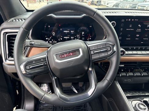 Used 2024 GMC Canyon AT4 AWD/4WD image 21