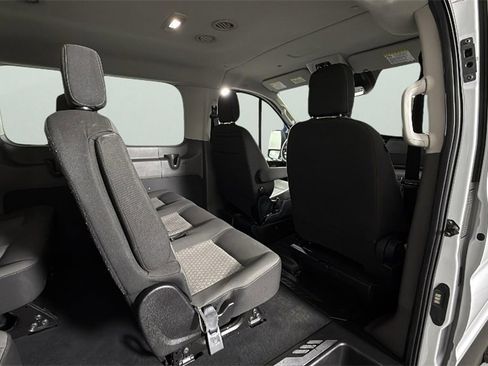 Used 2023 Ford Transit 350 XLT image 28