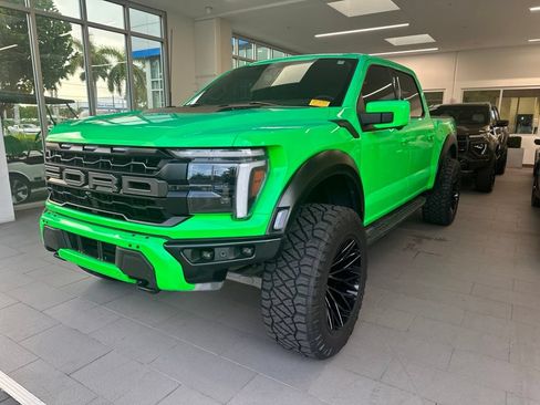 Used 2025 Ford F150 Raptor AWD/4WD image 11