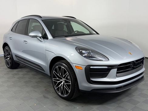 New 2026 Porsche Macan AWD/4WD image 9