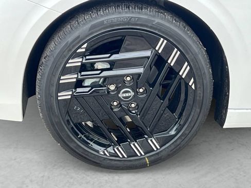 New 2026 Nissan Sentra SR w/ SR All Weather Package FWD image 24