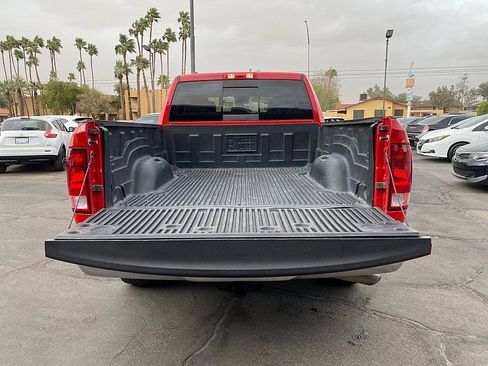 Used 2020 RAM 1500 Classic SLT image 19