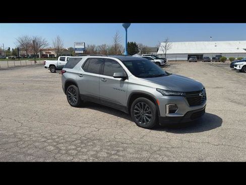 Certified 2023 Chevrolet Traverse RS w/ LPO, Floor Liner Package AWD/4WD image 2