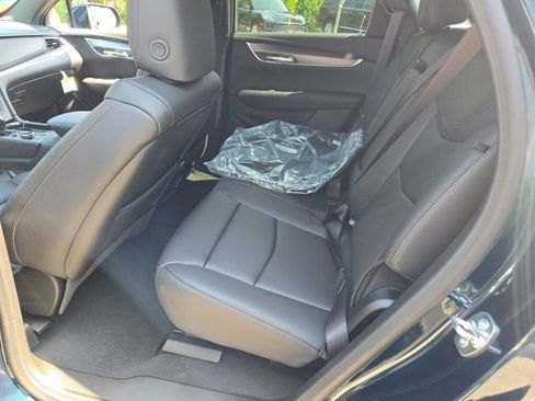 New 2025 Cadillac XT5 Luxury image 22