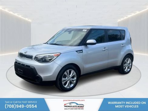 Used 2015 Kia Soul + FWD image 1