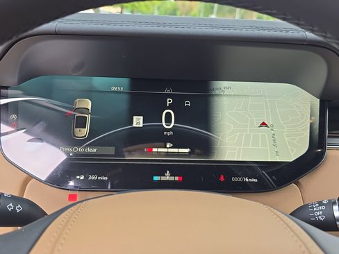 New 2025 Land Rover Range Rover SE image 19