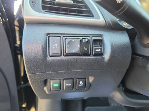 Used 2017 Nissan Sentra SV FWD image 21