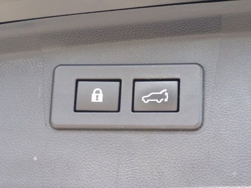 Used 2020 Subaru Outback Limited w/ Popular Package #2 image 15