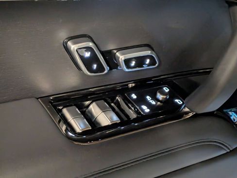 New 2026 Land Rover Range Rover Sport Dynamic SE AWD/4WD image 12