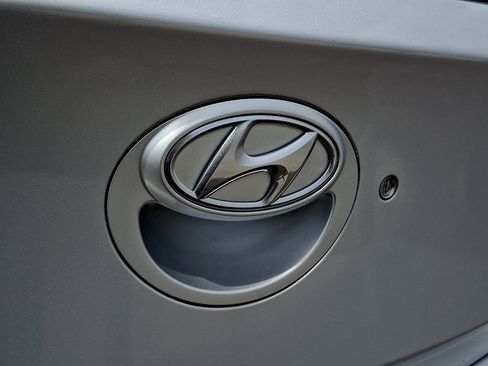 Used 2015 Hyundai Accent GS FWD image 31
