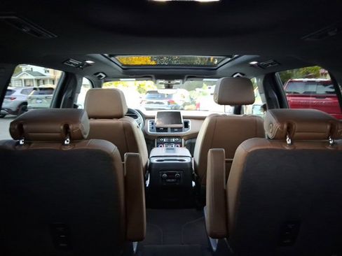 Certified 2022 Chevrolet Tahoe High Country image 24