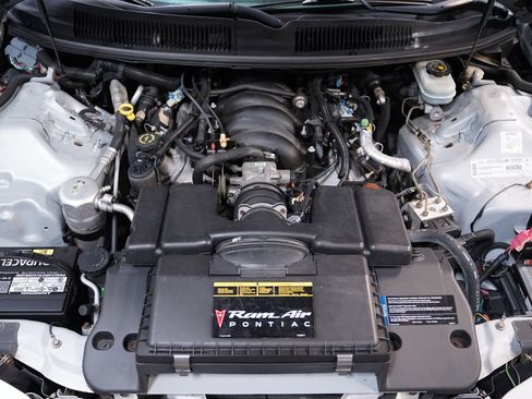 Used 2000 Pontiac Firebird Trans Am RWD image 3