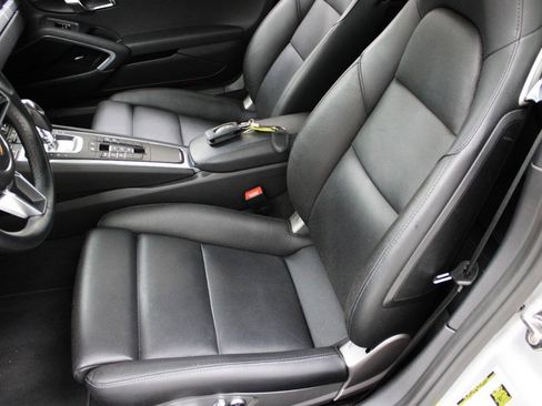 Used 2017 Porsche 911 Carrera image 28