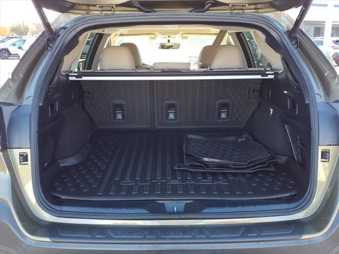 Used 2021 Subaru Outback Limited w/ Popular Package #2 image 25