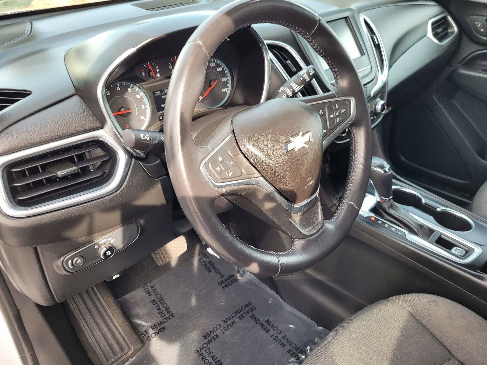Used 2018 Chevrolet Equinox LT AWD/4WD image 11
