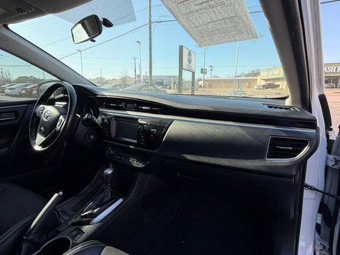 Used 2016 Toyota Corolla S image 15