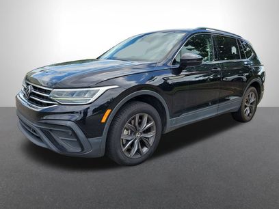 Used 2023 Volkswagen Tiguan SE