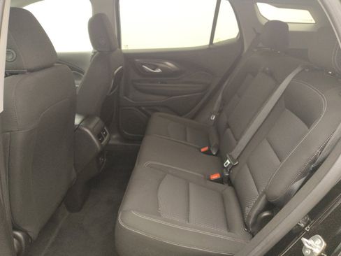 Used 2024 GMC Terrain SLE AWD/4WD image 18