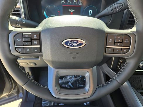 New 2026 Ford F250 Lariat w/ Black Appearance Package image 12