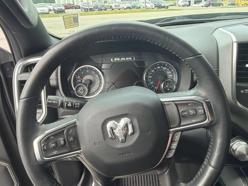 Used 2024 RAM 1500 Laramie AWD/4WD image 21