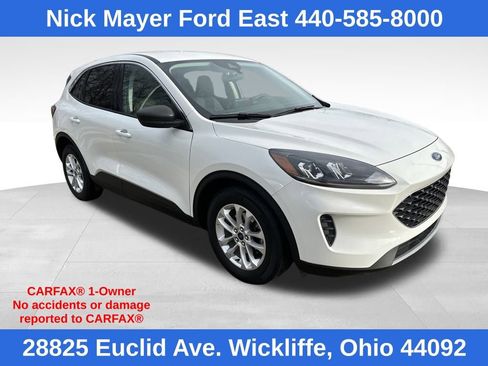 Used 2022 Ford Escape SE w/ Cold Weather Package image 1