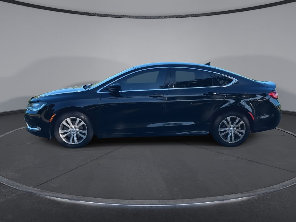 Used 2016 Chrysler 200 Limited FWD image 7
