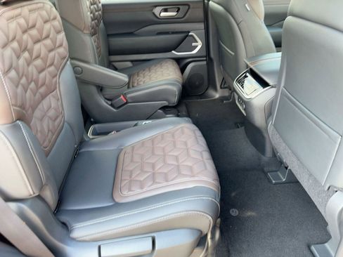 New 2026 Nissan Armada Platinum Reserve image 29