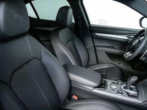 New 2025 Alfa Romeo Stelvio Sprint w/ Convenience Package image 21