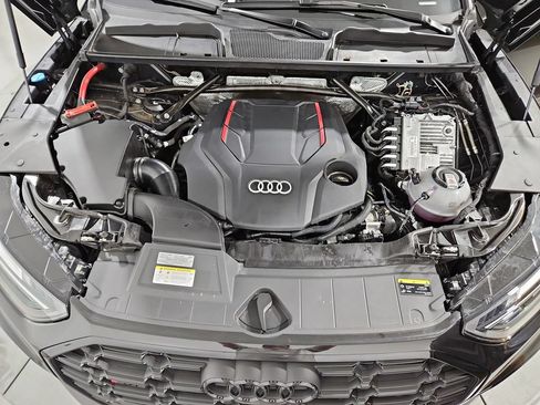 Used 2025 Audi SQ5 Premium Plus AWD/4WD image 22