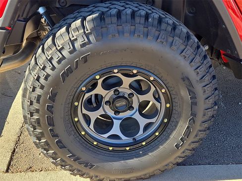 Used 2023 Jeep Wrangler Unlimited Rubicon 392 image 5