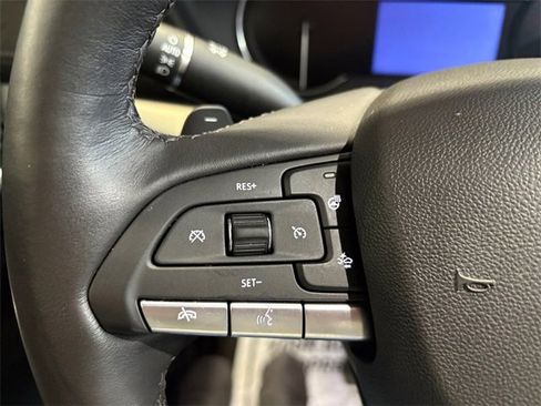 Certified 2023 Cadillac XT4 Premium Luxury image 19