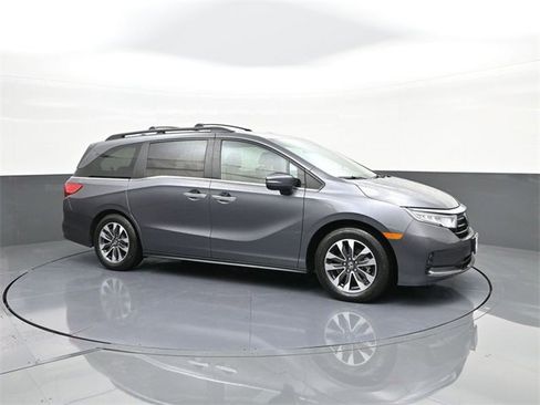 Used 2024 Honda Odyssey EX-L image 17