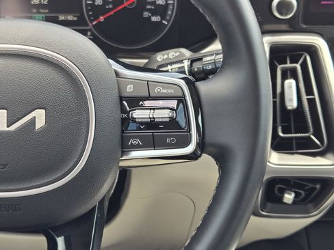 Used 2022 Kia Sorento S w/ Panoramic Sunroof Package image 26