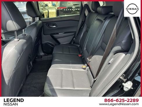 Used 2023 Nissan Rogue SV w/ SV Premium B Package image 20