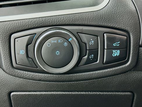 Used 2024 Ford Edge ST-Line image 17