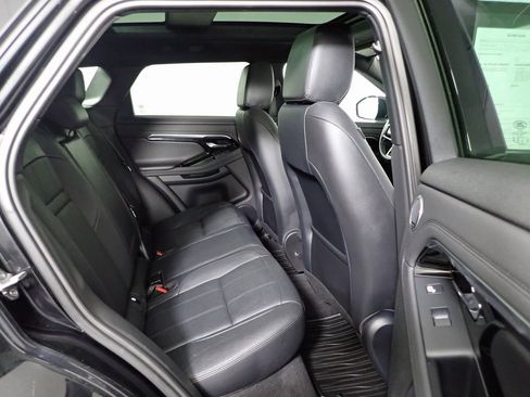 Used 2022 Land Rover Range Rover Evoque SE image 35